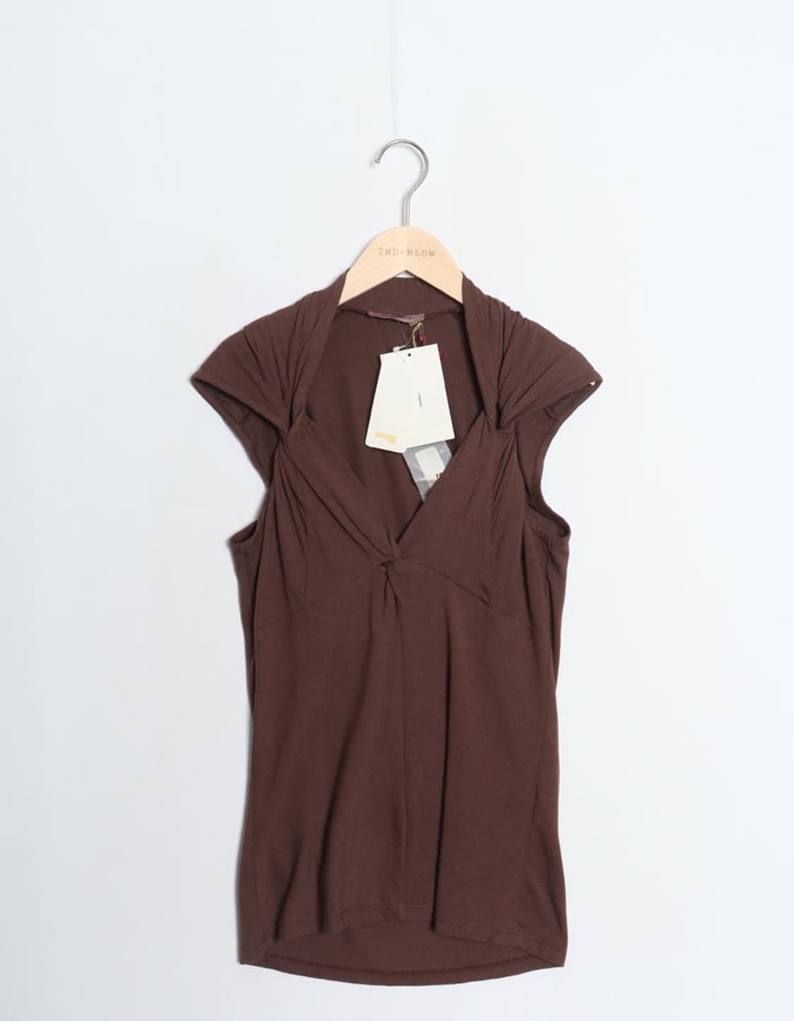 SUSPECT Sleeveless 상품이미지1