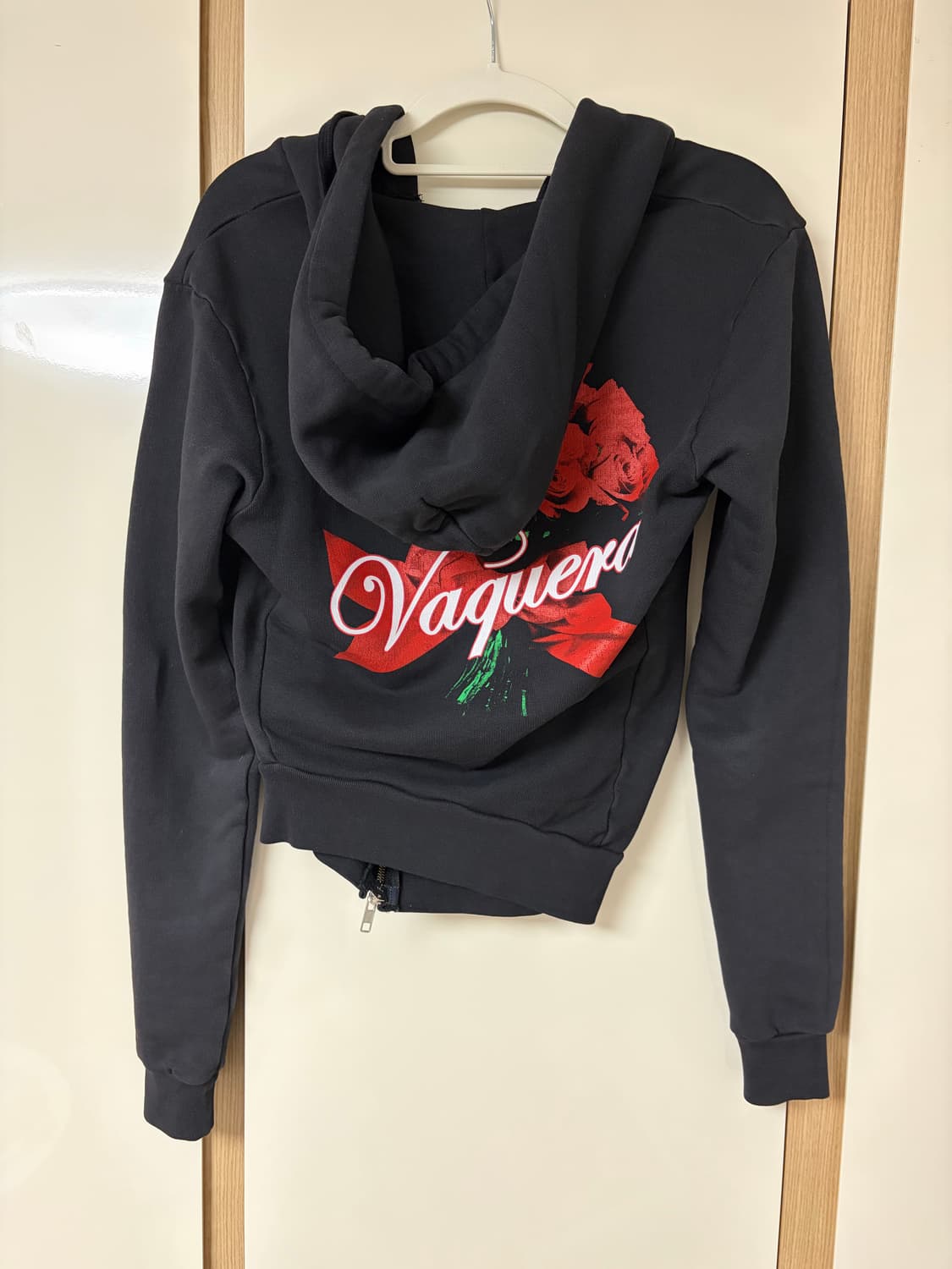 바퀘라 후드집업 상품이미지1