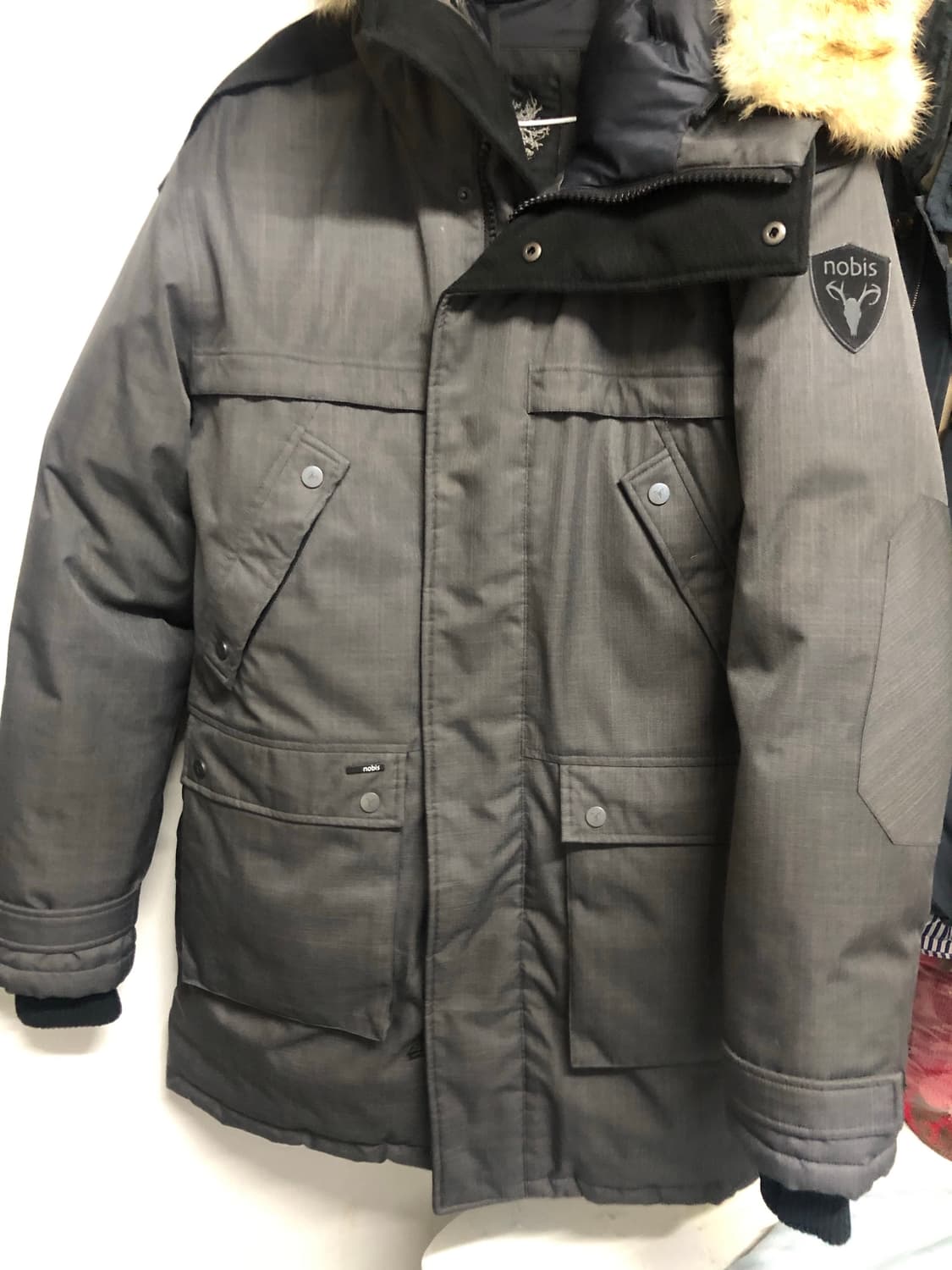 노비스 패딩 상품이미지1