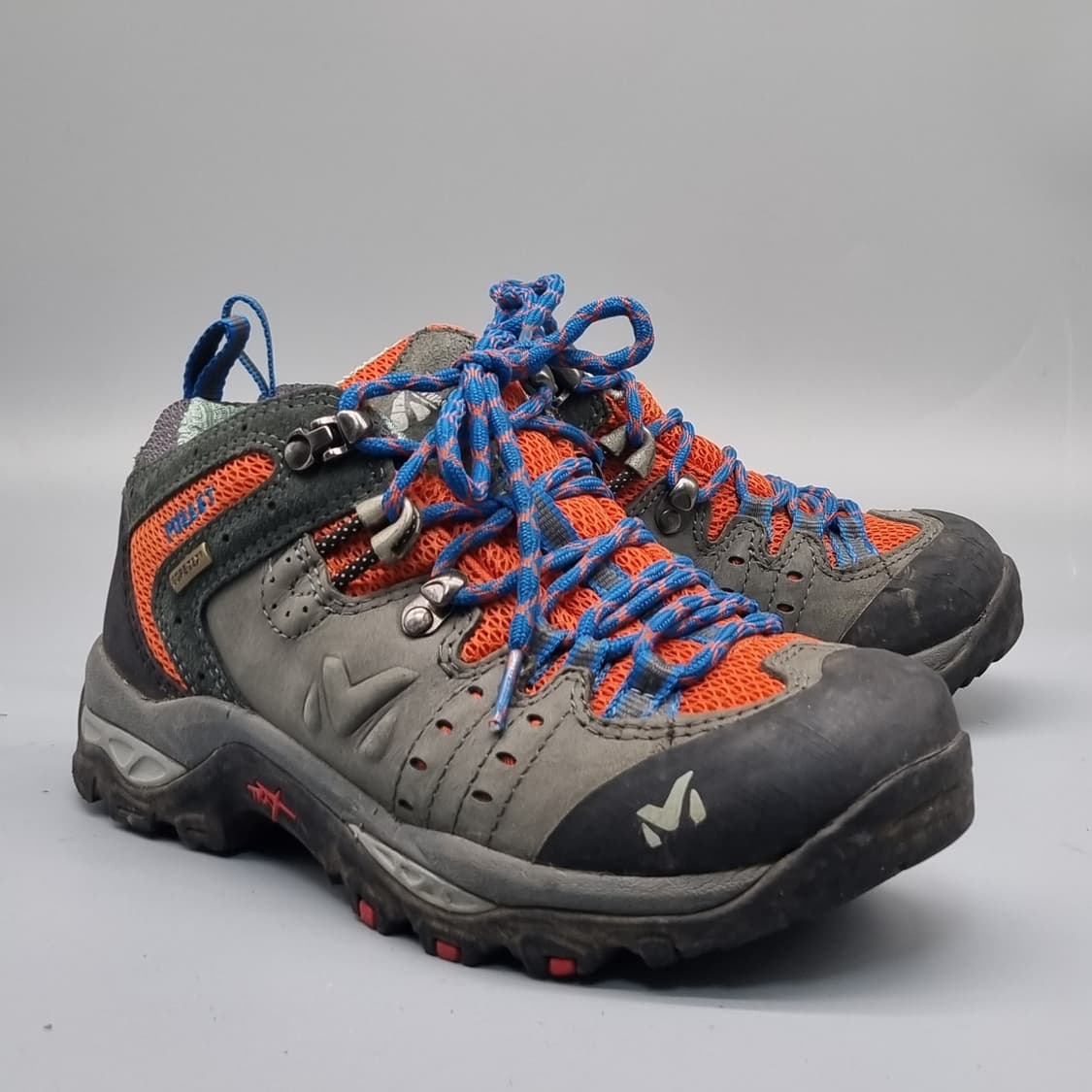 밀레 고어텍스 여성등산화 240 상품이미지1