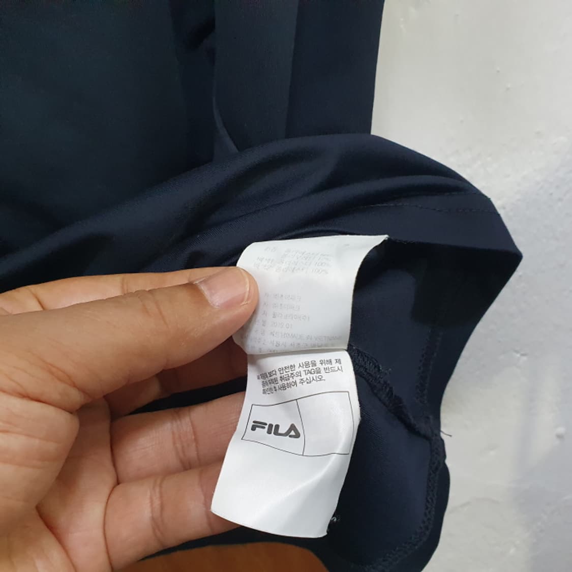 휠라 브이넥 반팔티(105) 상품이미지3