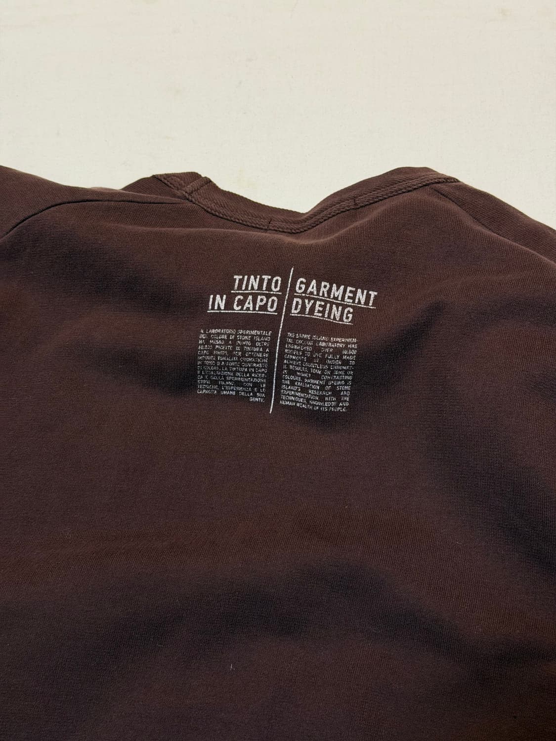 스톤아일랜드 15FW 프린팅 맨투맨 스웻셔츠 브라운 상품이미지3