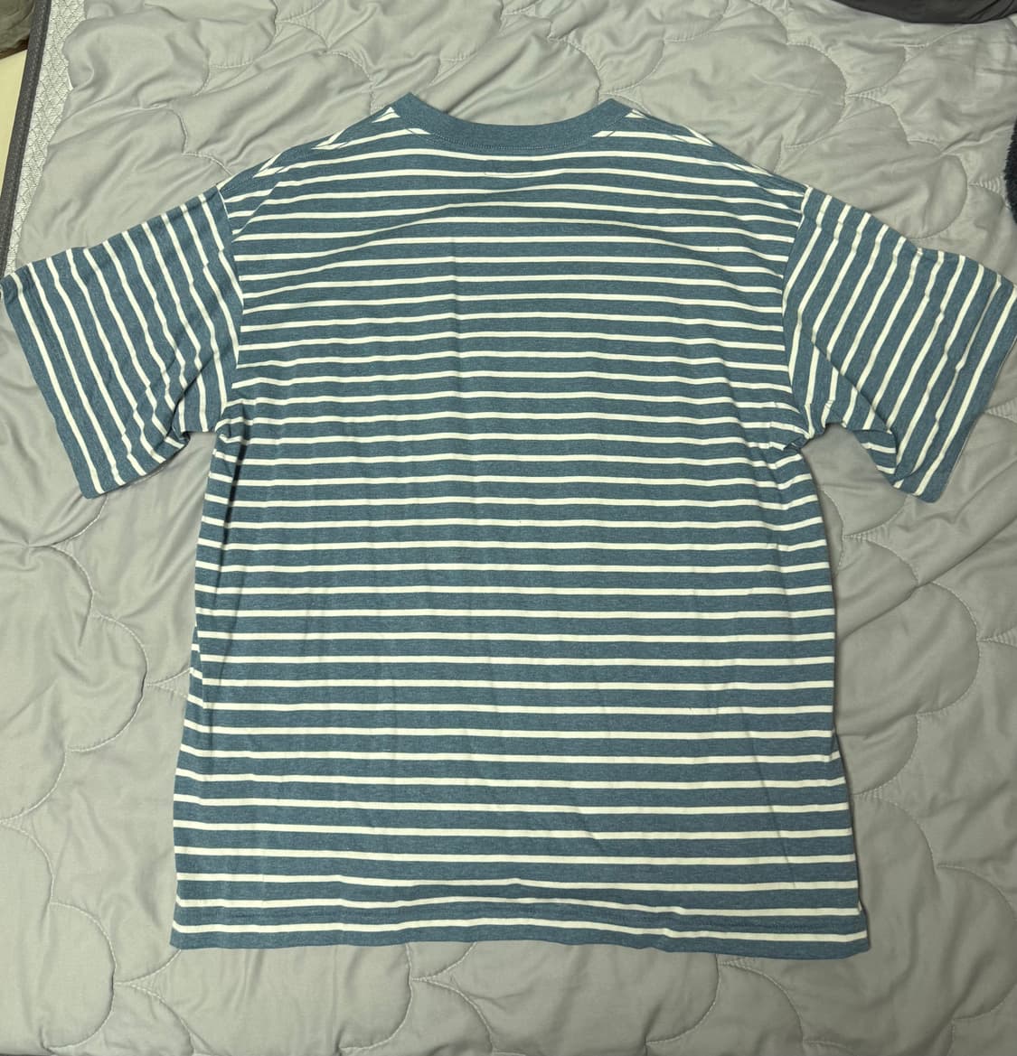 ( 1회 착용 L ) 휴먼 메이드 하트 스트라이프 티셔츠 블루 상품이미지2