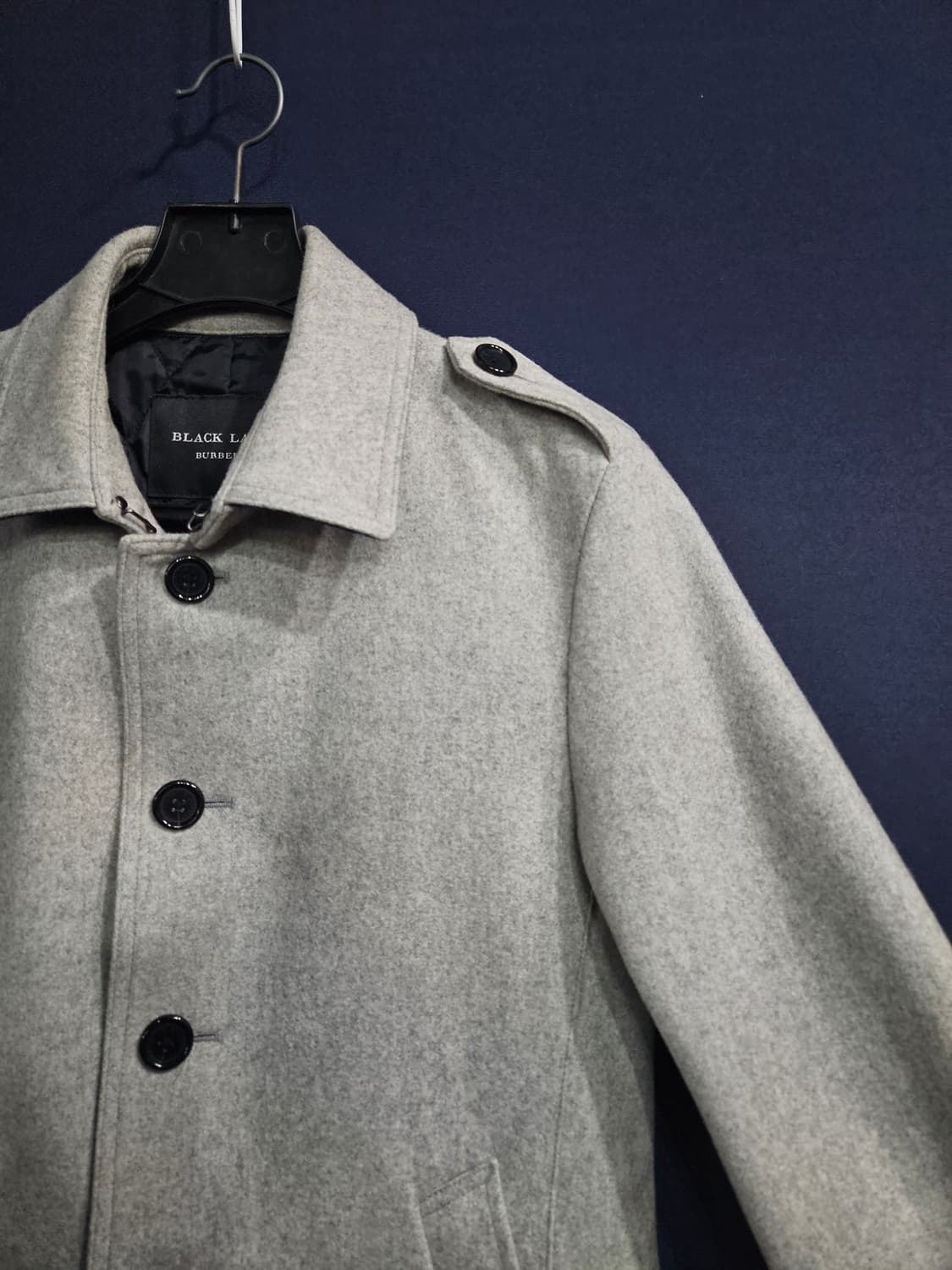 버버리 블랙라벨 아이보리 남성 슬림핏 95 반코트 자켓  상품이미지4