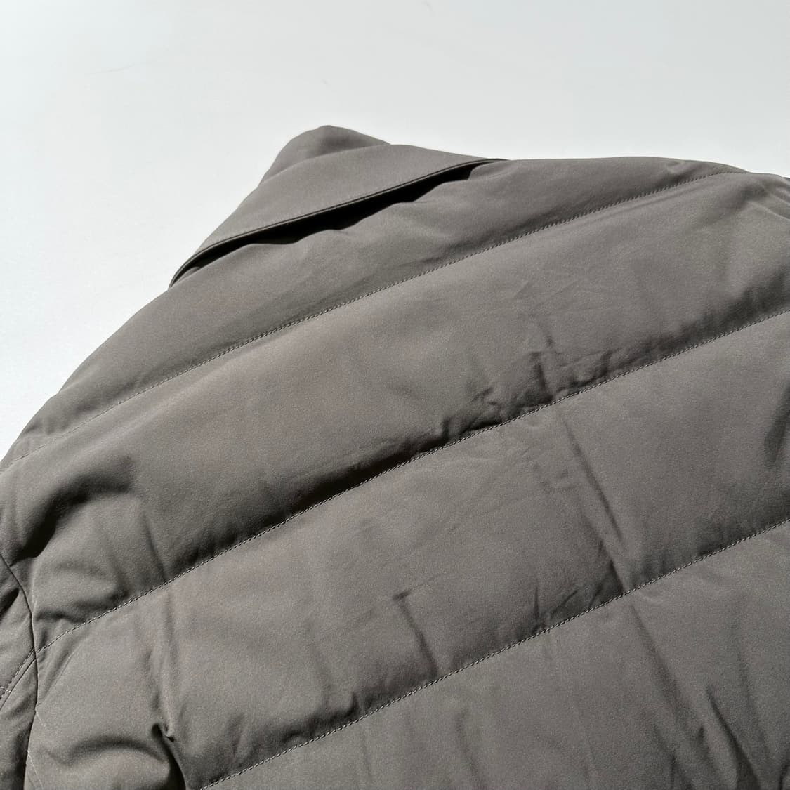 로로피아나 구스다운 캐시미어 블렌드 라이닝 패딩 자켓 상품이미지8