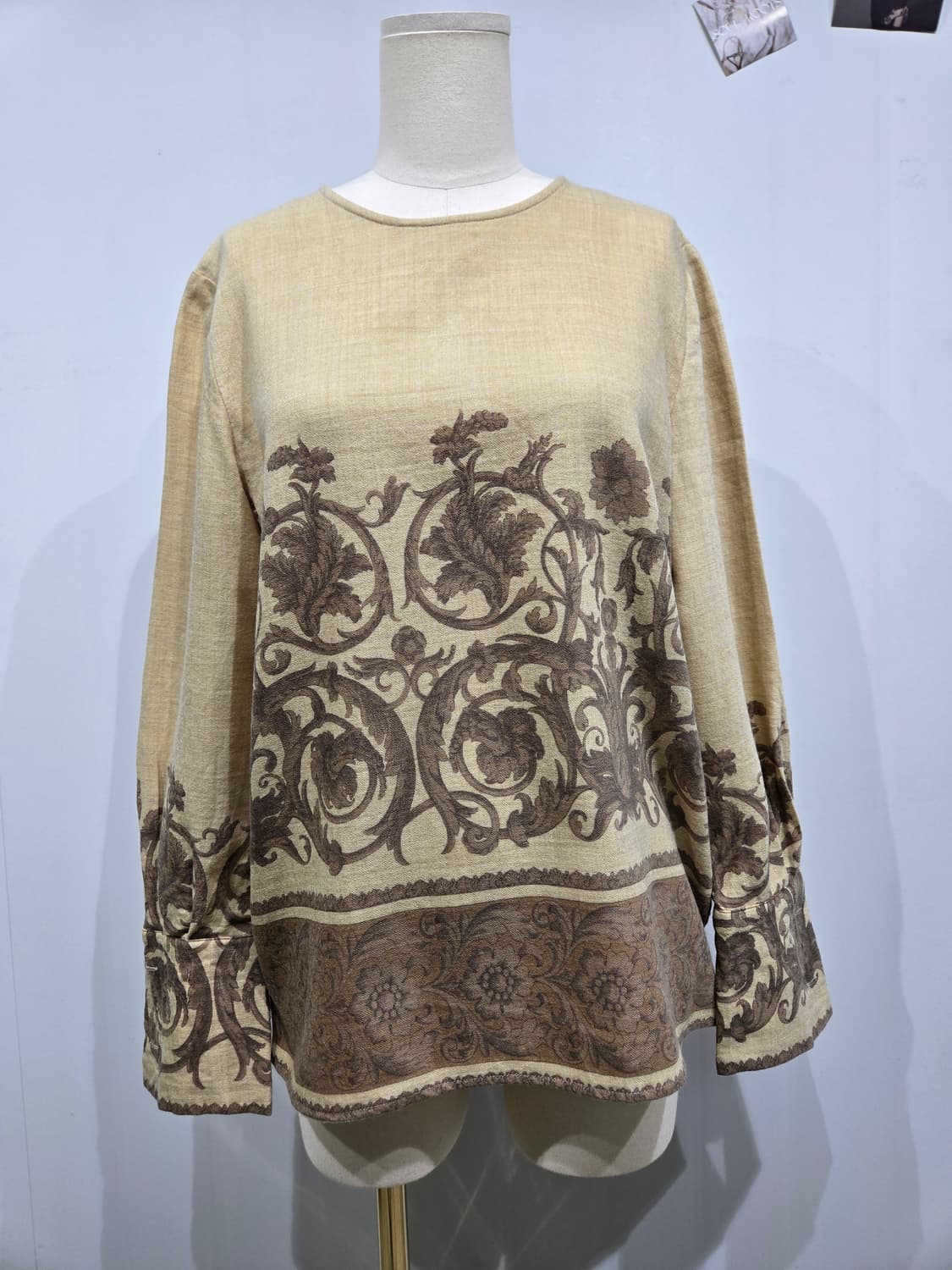 발렌티노 빈티지 플라워 패턴 블라우스 상품이미지1