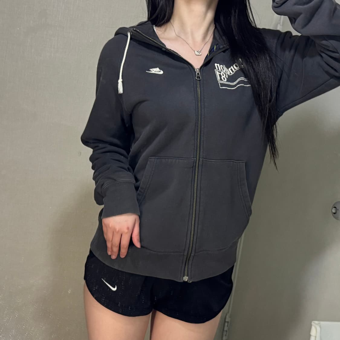 초희귀 대장 나이키 런던 81 그레이 후드집업 상품이미지2