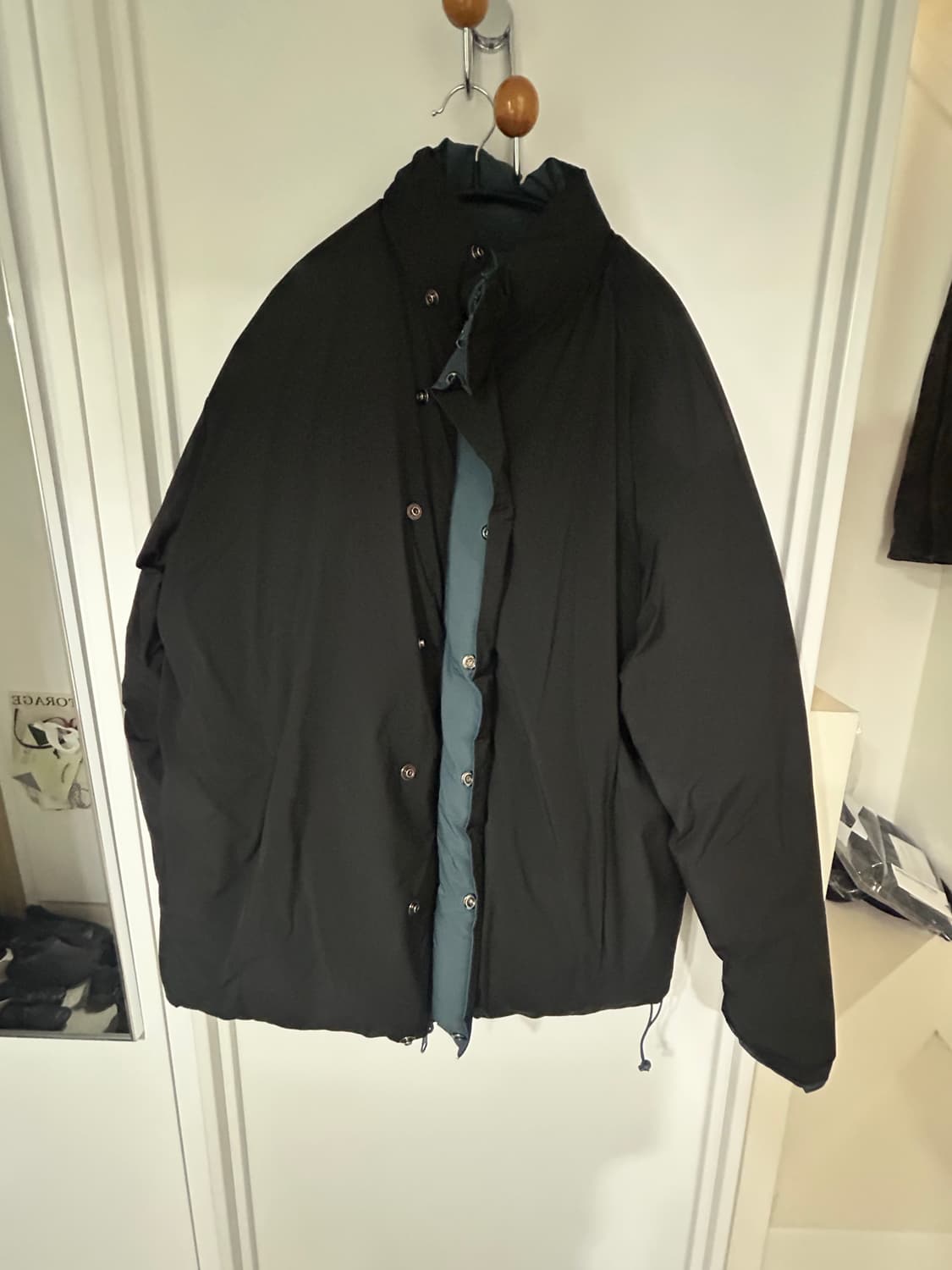 애프터먼데이 리버시블 패딩 상품이미지1