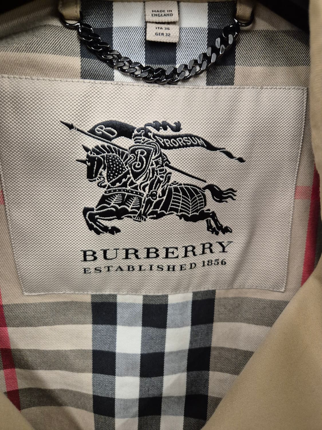 버버리 클래식 트렌치 코트 베이지 상품이미지6