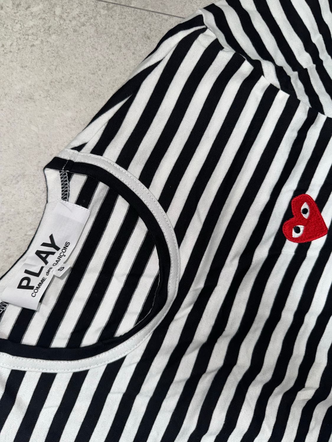 플레이 꼼데가르송 스트라이프 롱슬리브 티셔츠 블랙 화이트 상품이미지6