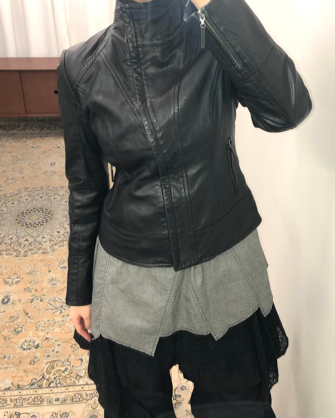 블랙 하이넥 램스킨 자켓 상품이미지4