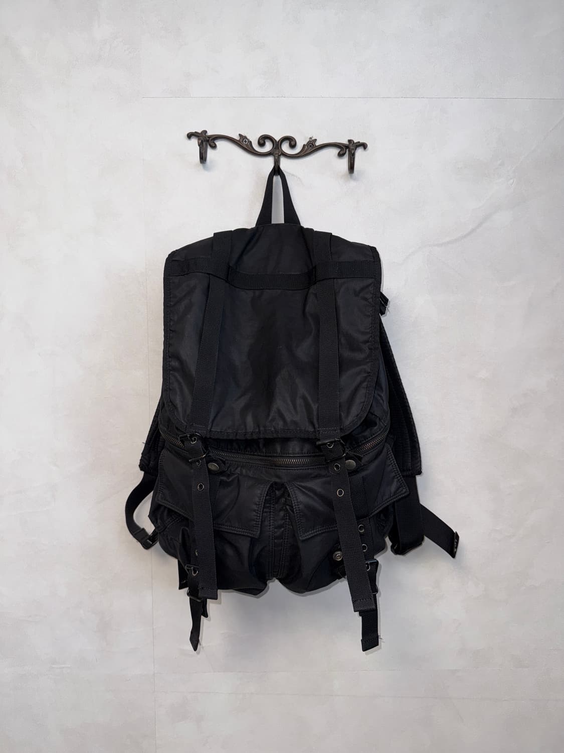 Codes Combine black eyelet buckle 백팩 상품이미지1