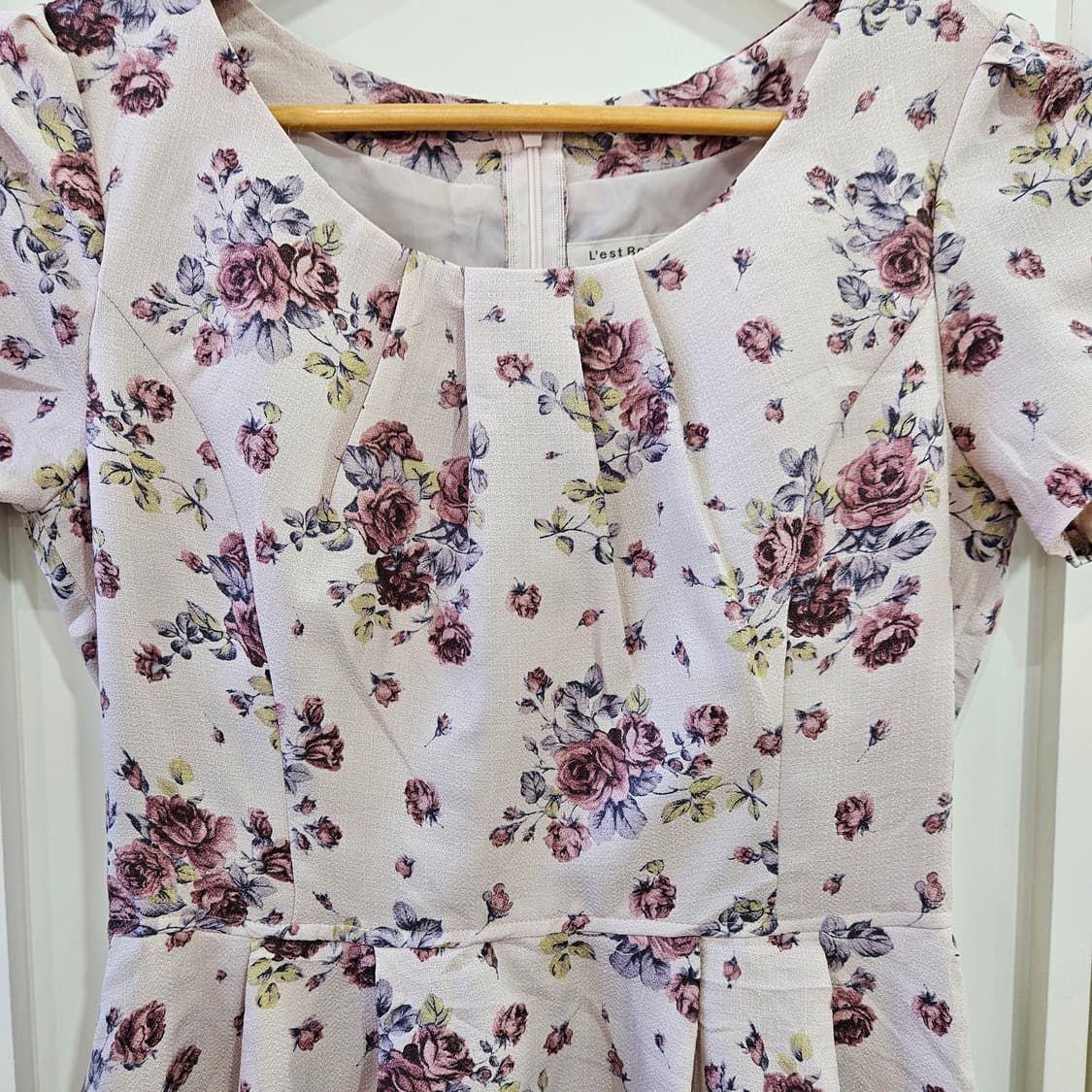 레스트로즈(Lest Rose) 디즈니 콜라보 플라워 원피스 상품이미지2