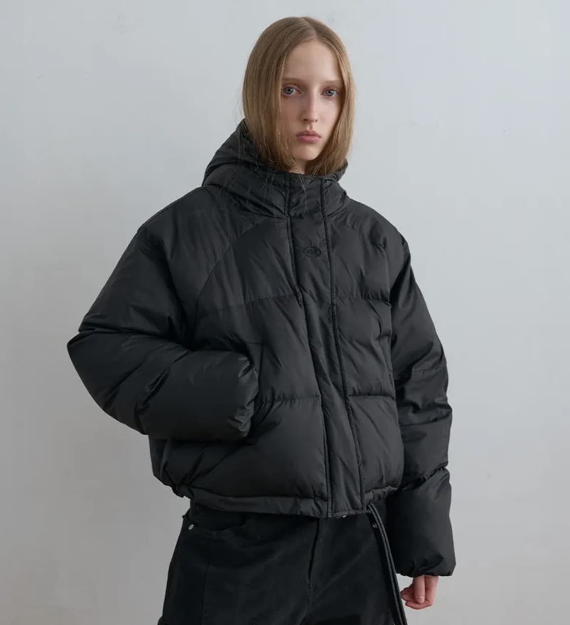기준 숏패딩 Arc Puffer Jacket Black 신상 미개봉 상품이미지1