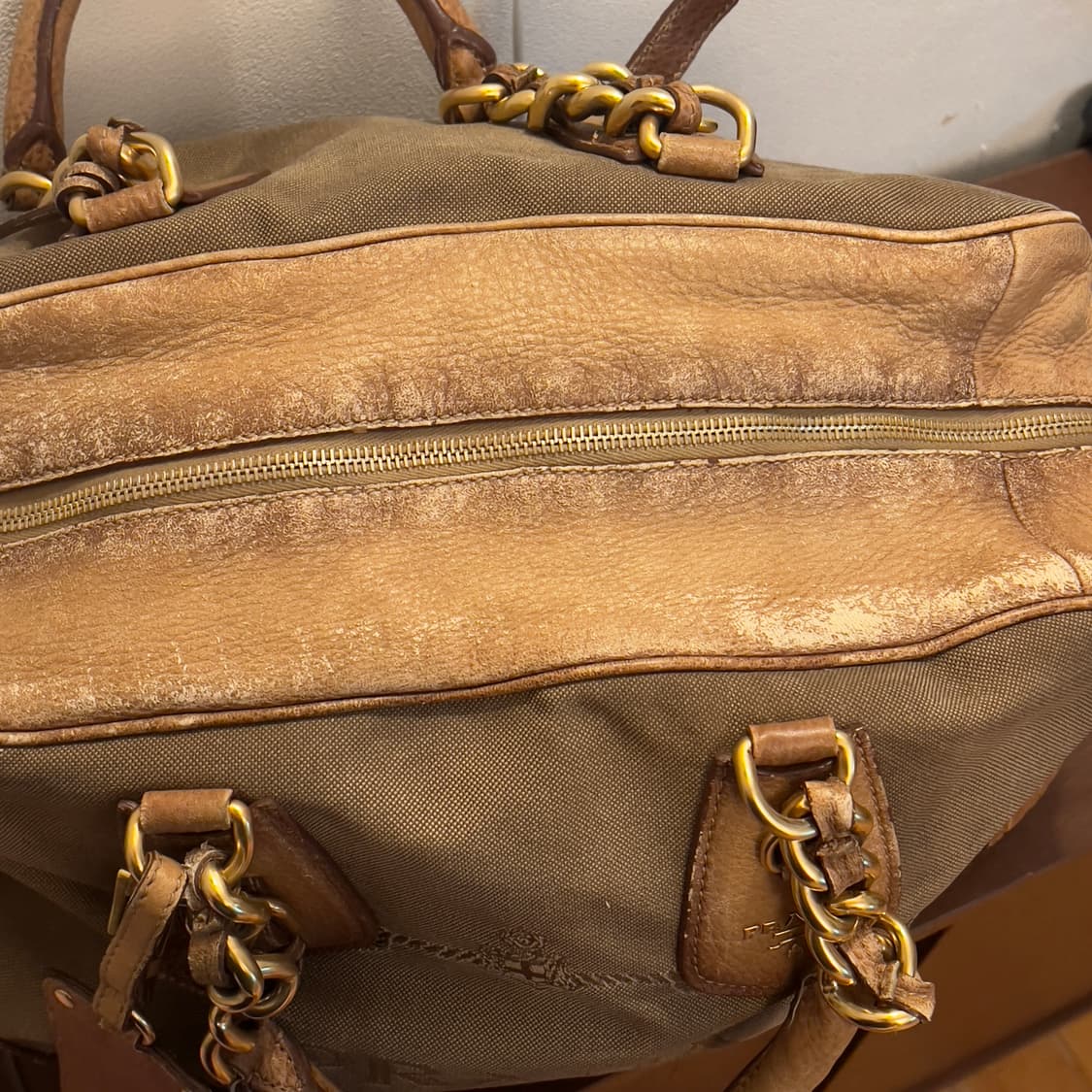 Early 2000‘s Prada Vintage Hobo bag 상품이미지3