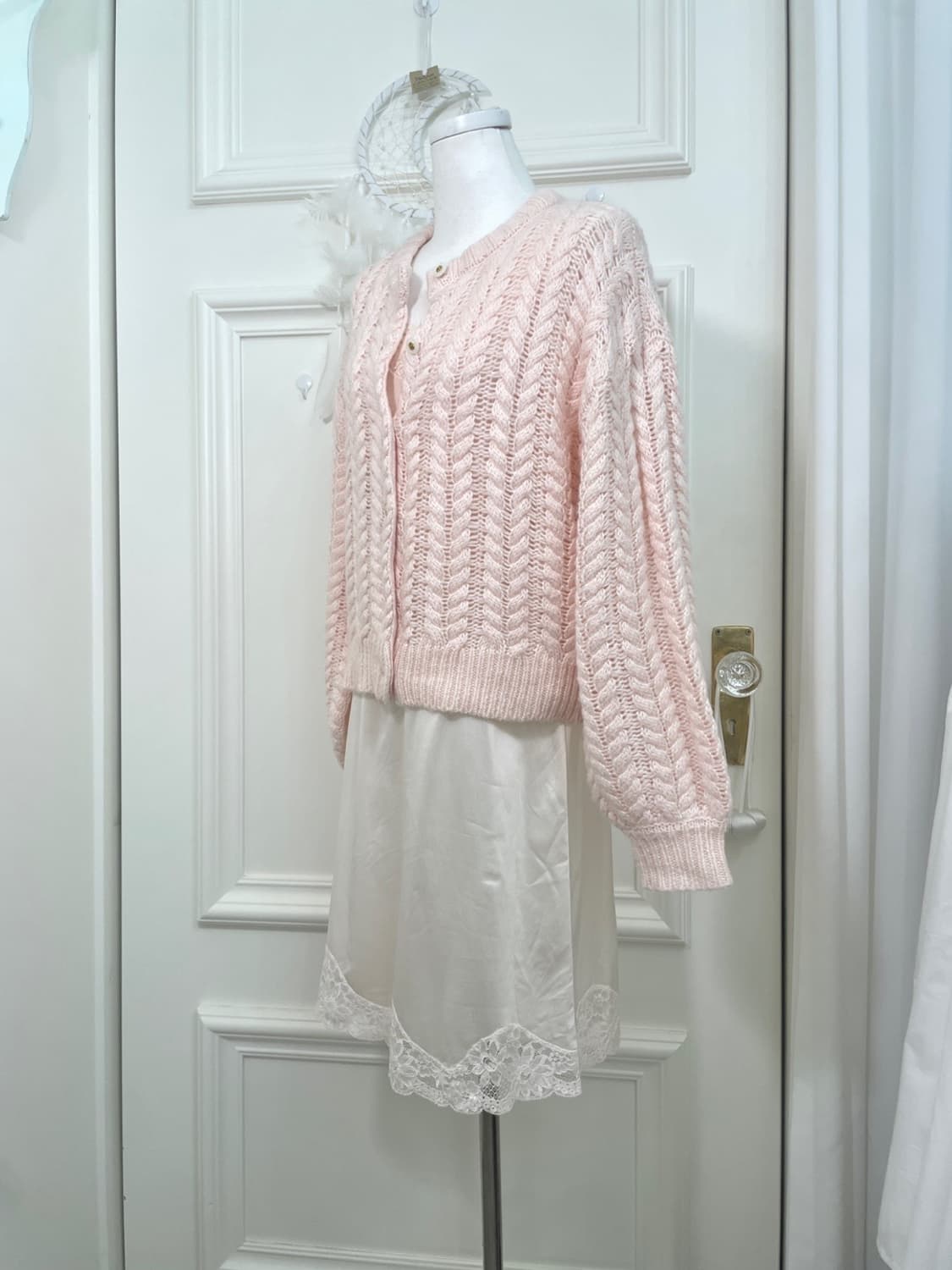 NICE CLAUP lovely coral twist warm cardi 상품이미지2