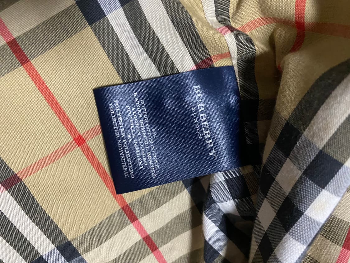 정리중 버버리 시그니처 노바체크 트렌치코트 상품이미지4