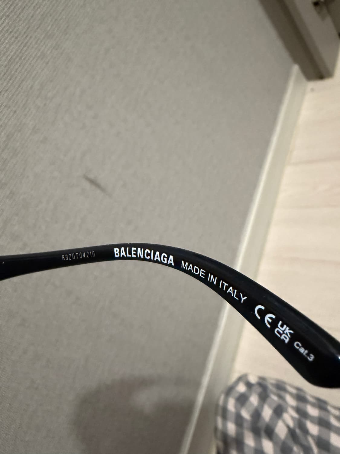 발렌시아가 90s 오발 선글라스 상품이미지4