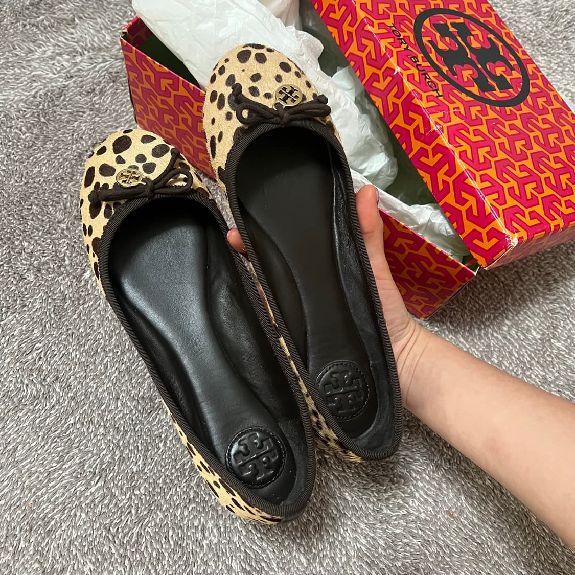 Tory Burch 토리버치 레오파드 송치 플랫 6.5 상품이미지2