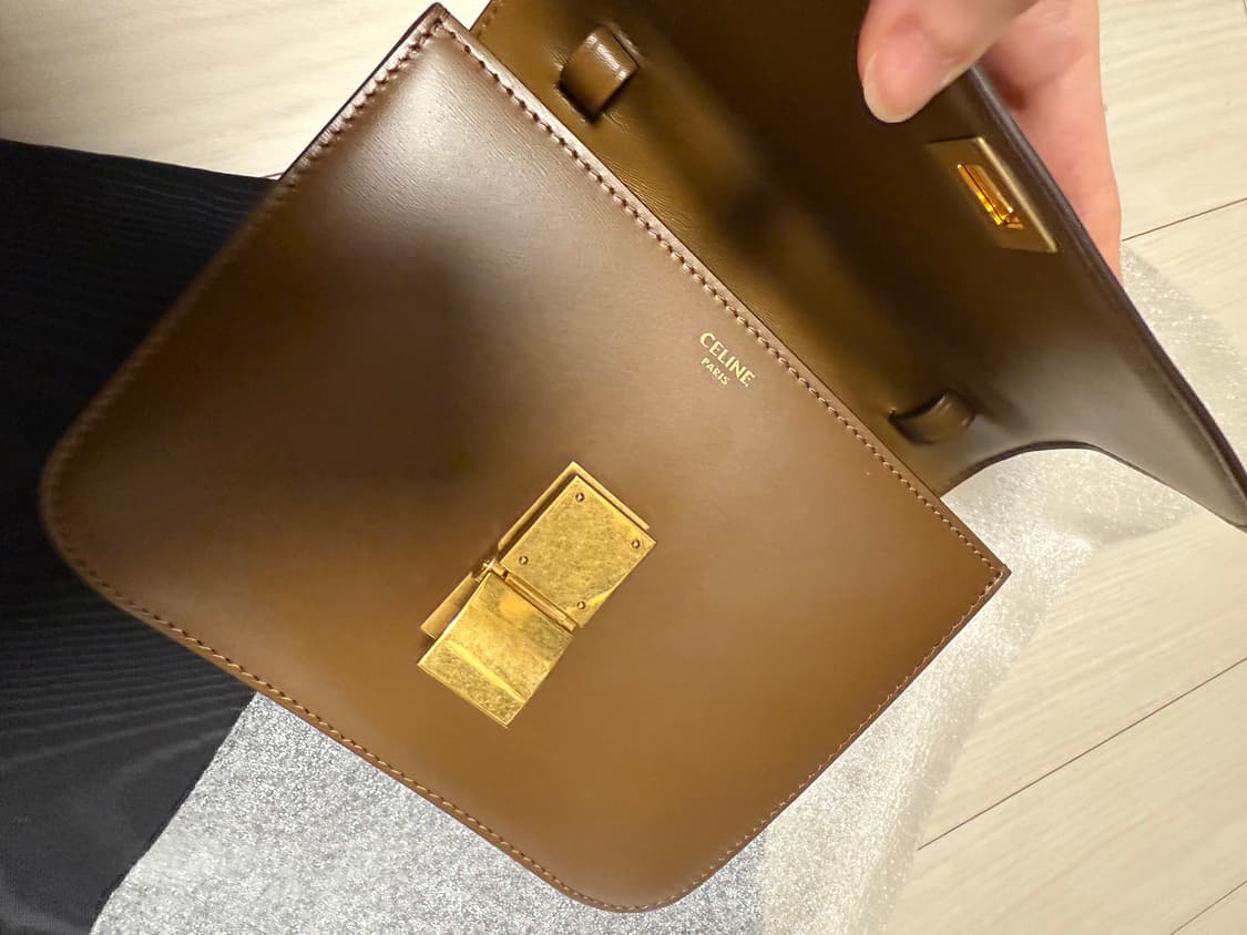 셀린느 클래식박스 카멜 틴 상품이미지3