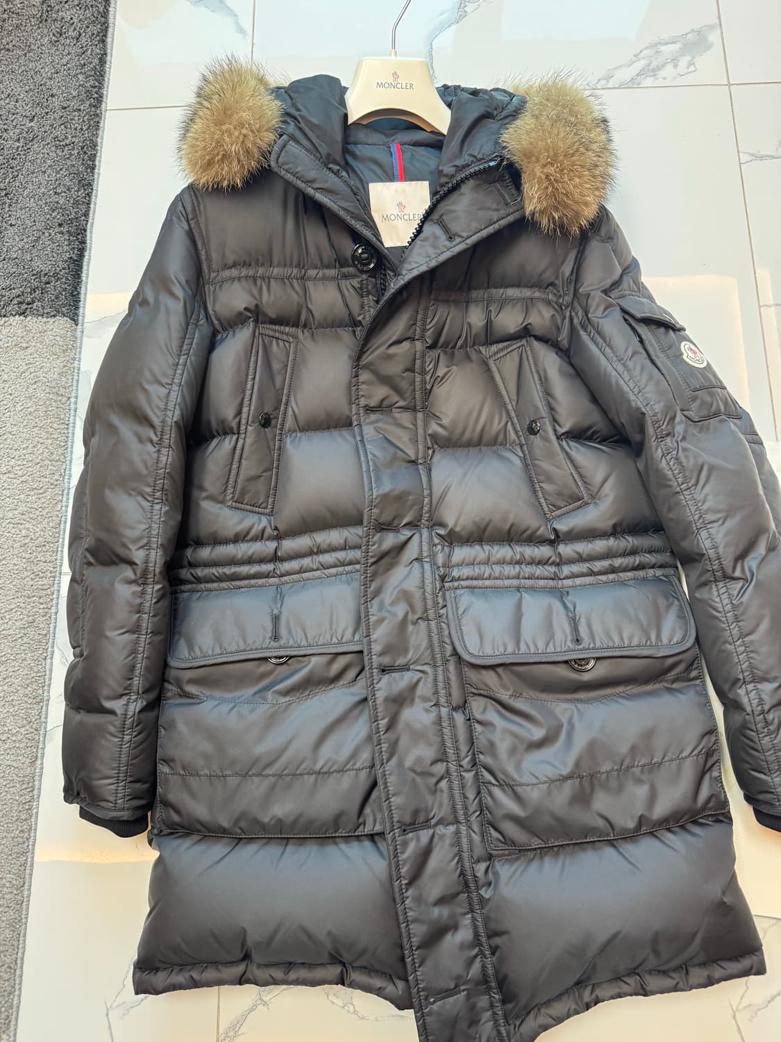 몽클레어 아프톤 패딩판매합니다(2사이즈) 상품이미지1