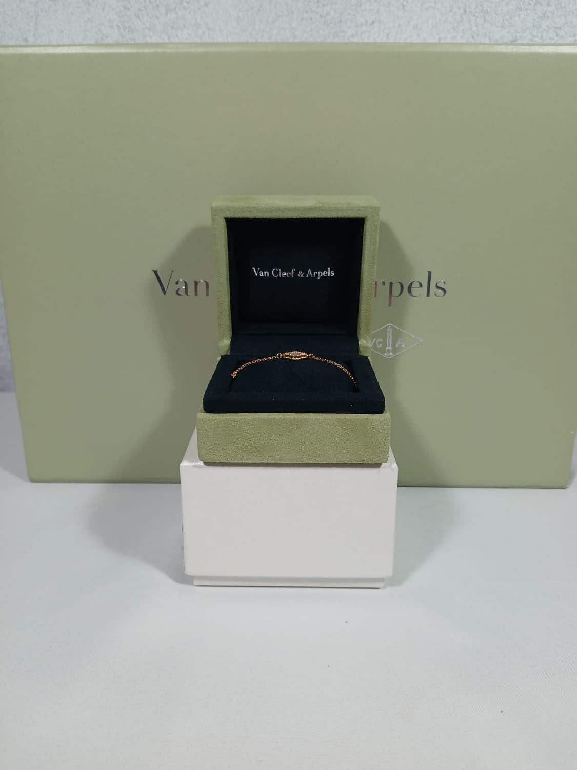 반클리프 알함브라 스위트 팔찌 VCARF68800 상품이미지2