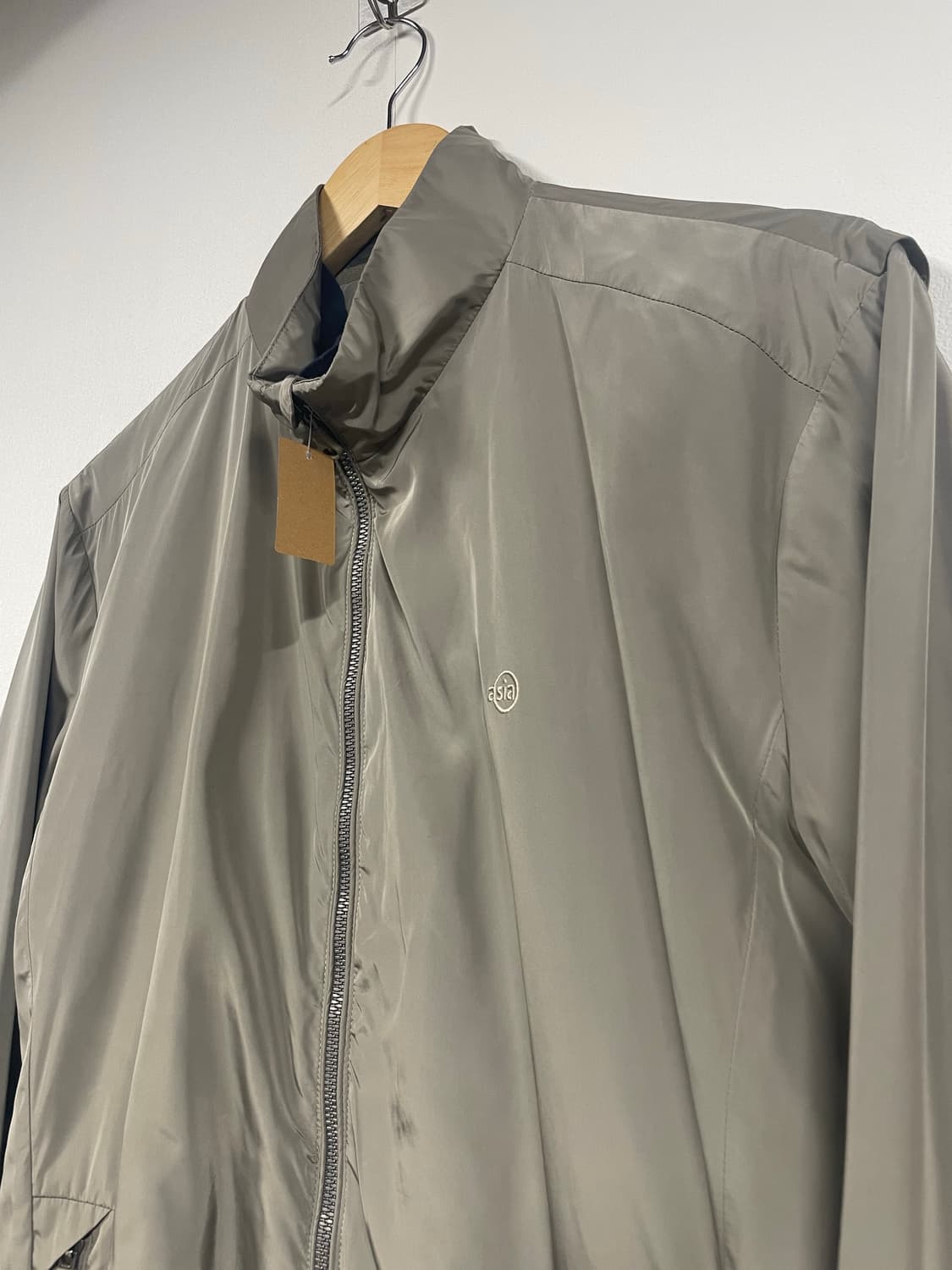 헤지스 바람막이자켓 상품이미지3