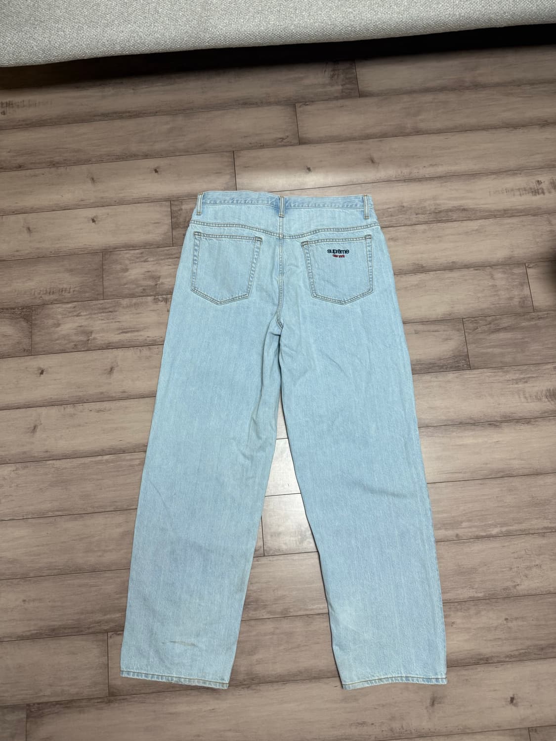 슈프림 배기 진 라이트 워시드 인디고 25fw 32사이즈 상품이미지2