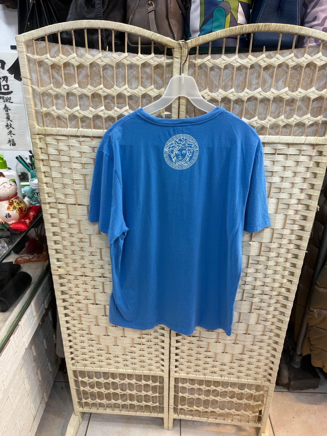 105 정품 베르사체 반팔 팝니다 상품이미지6