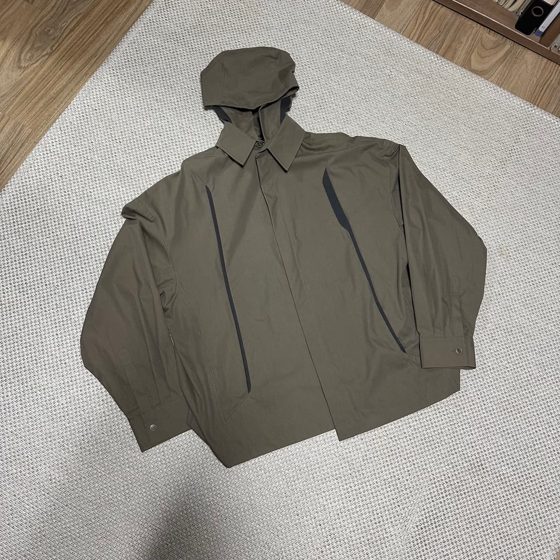 새상품 23fw 혜인서 hyeinseo 후디드 셔츠 자켓 상품이미지2