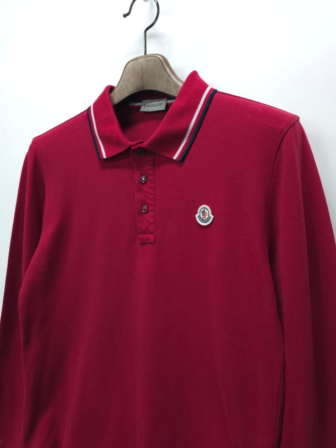 몽클레어 남성 삼선포인트 긴팔 PK카라티 상품이미지4