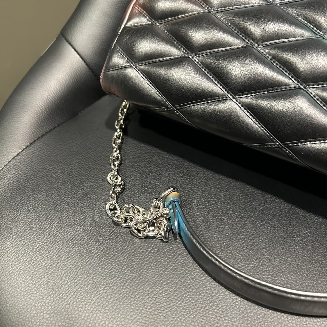 루이비통 GO-14 멀티컬러 퀼팅백 상품이미지6