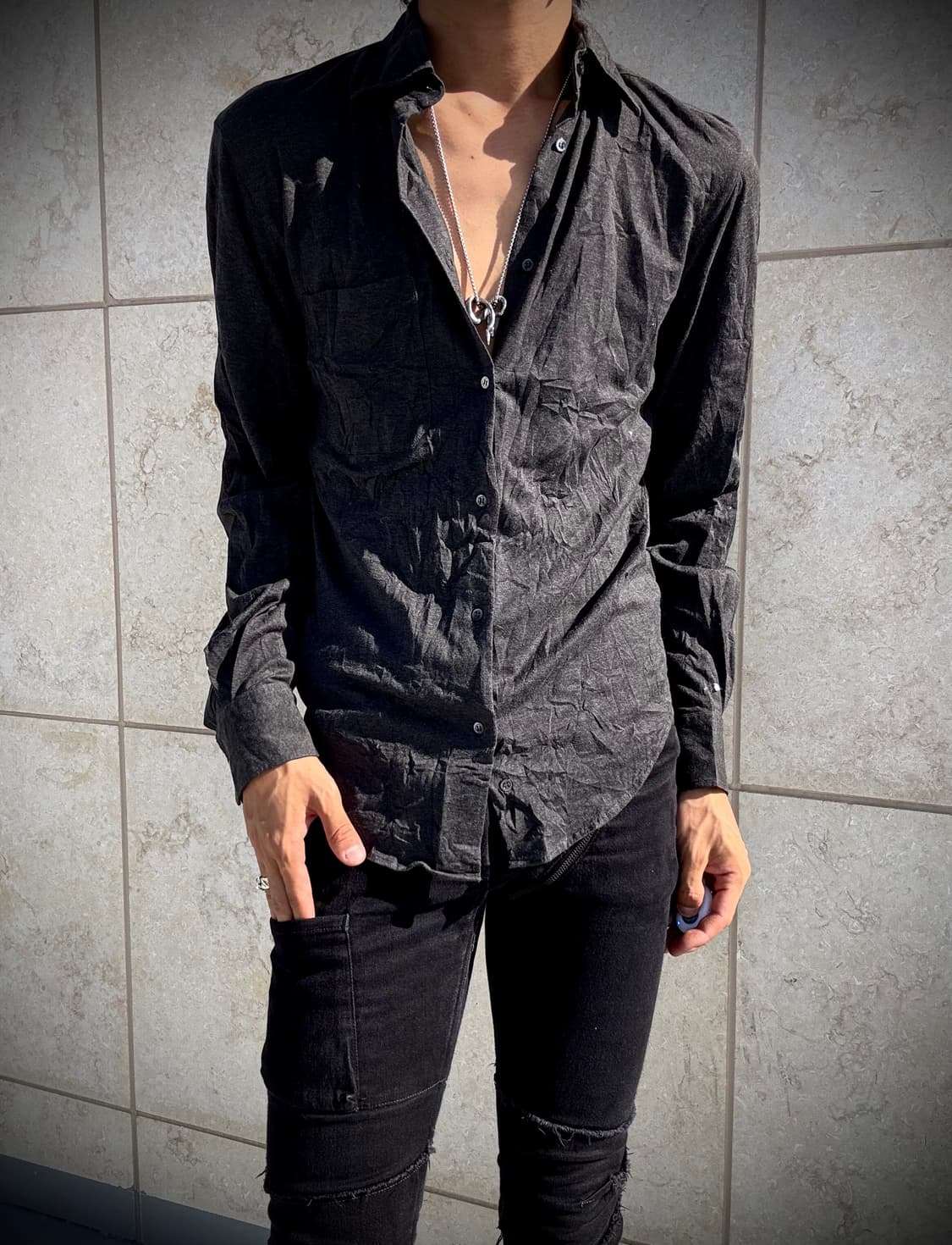 “Samsonitr” V-Kei Charcoal Shirts 상품이미지2