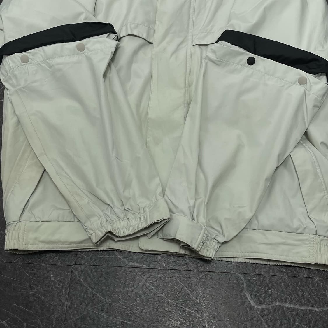 L(XL) 나이키 해체주의 하이넥 바람막이 상품이미지8