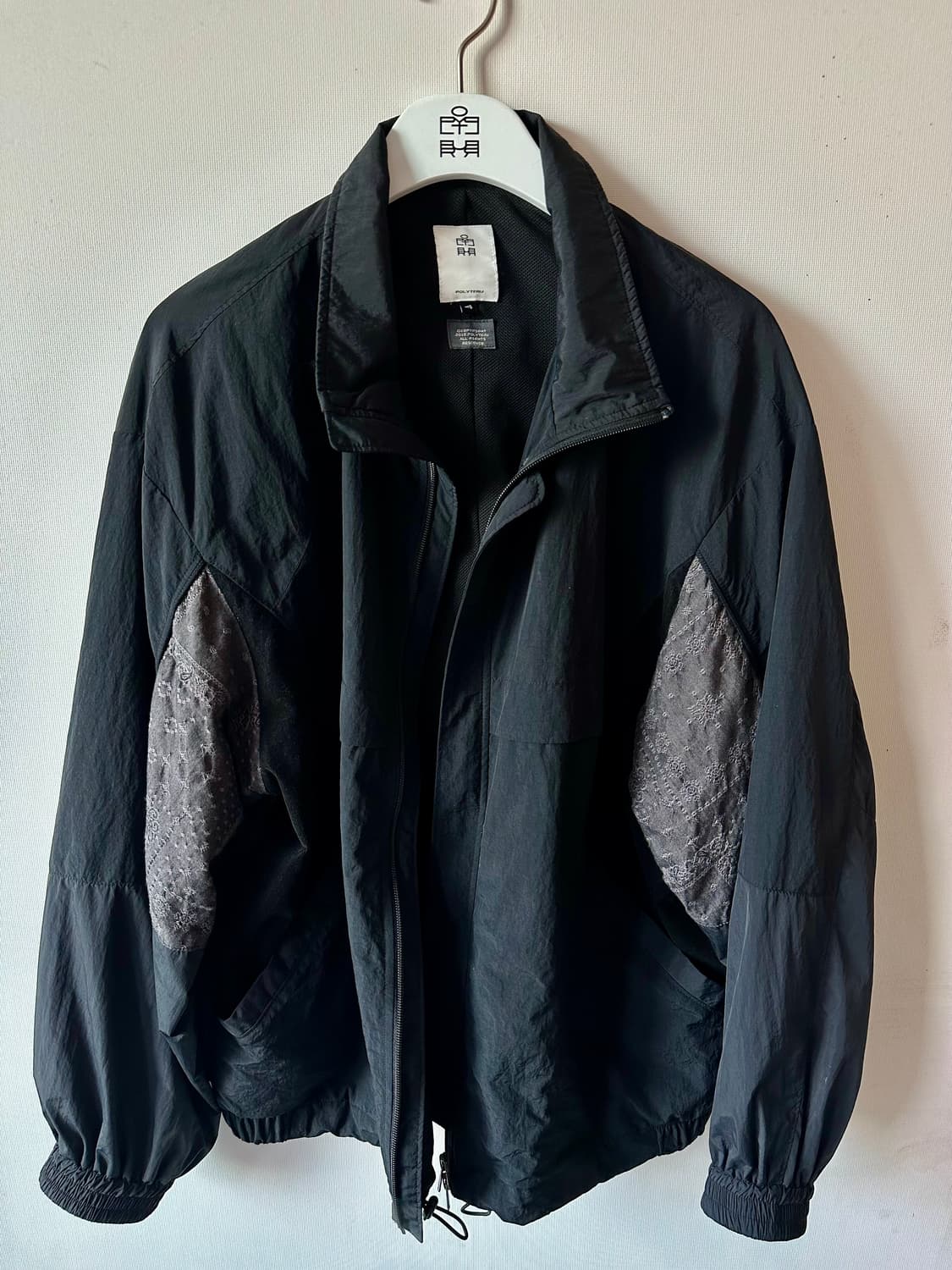 폴리테루 페이즐리 트랙 자켓 4 상품이미지1