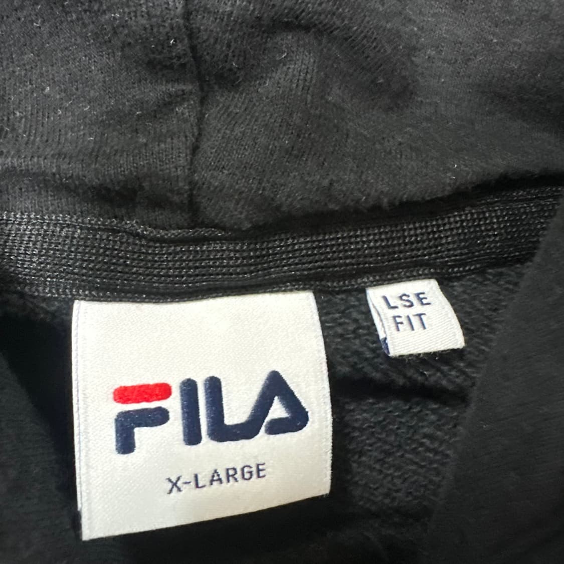 ✨ (바배) 휠라 블랙 레드 배색 후드티 상품이미지3