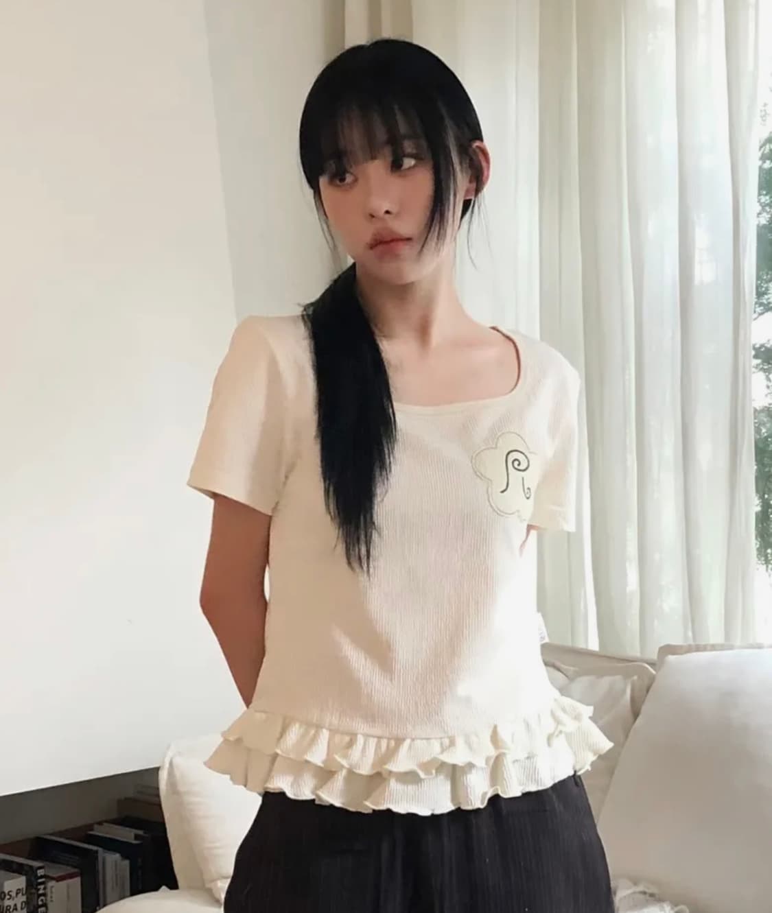 루나키후 프릴 레이어드 스퀘어넥 숏슬리브 상품이미지2
