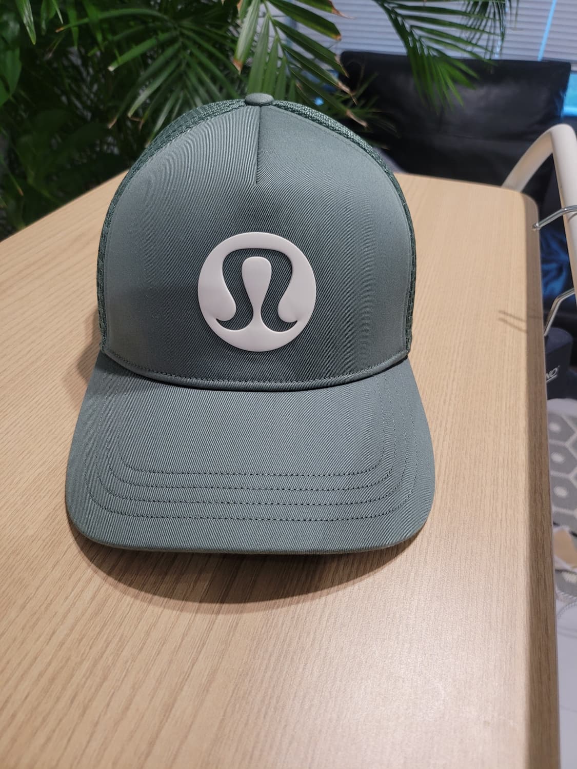 새상품 룰루레몬 정품 트러커 햇 (L/XL) 상품이미지1