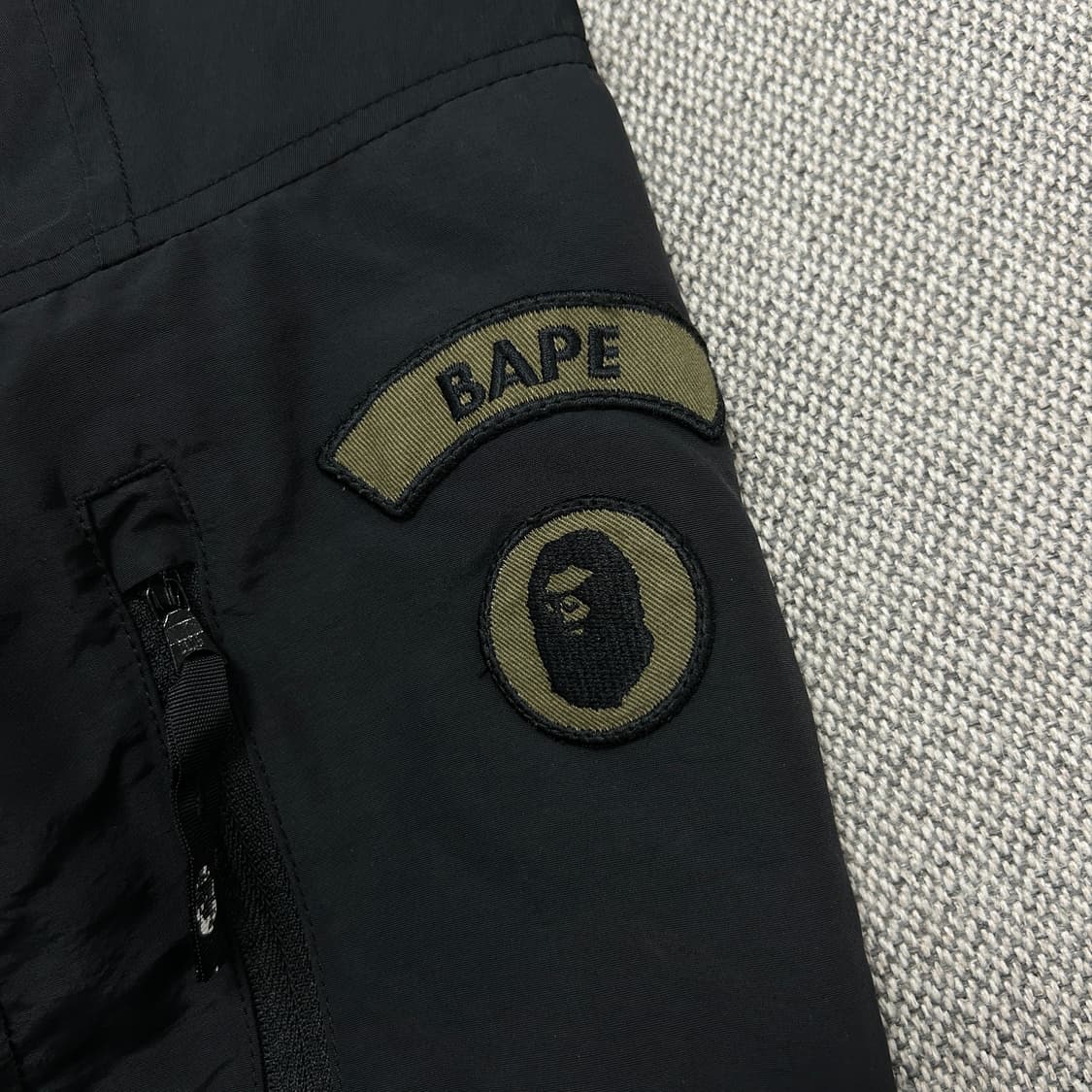 베이프 카모 누빔 플라이트 자켓(M) 상품이미지5