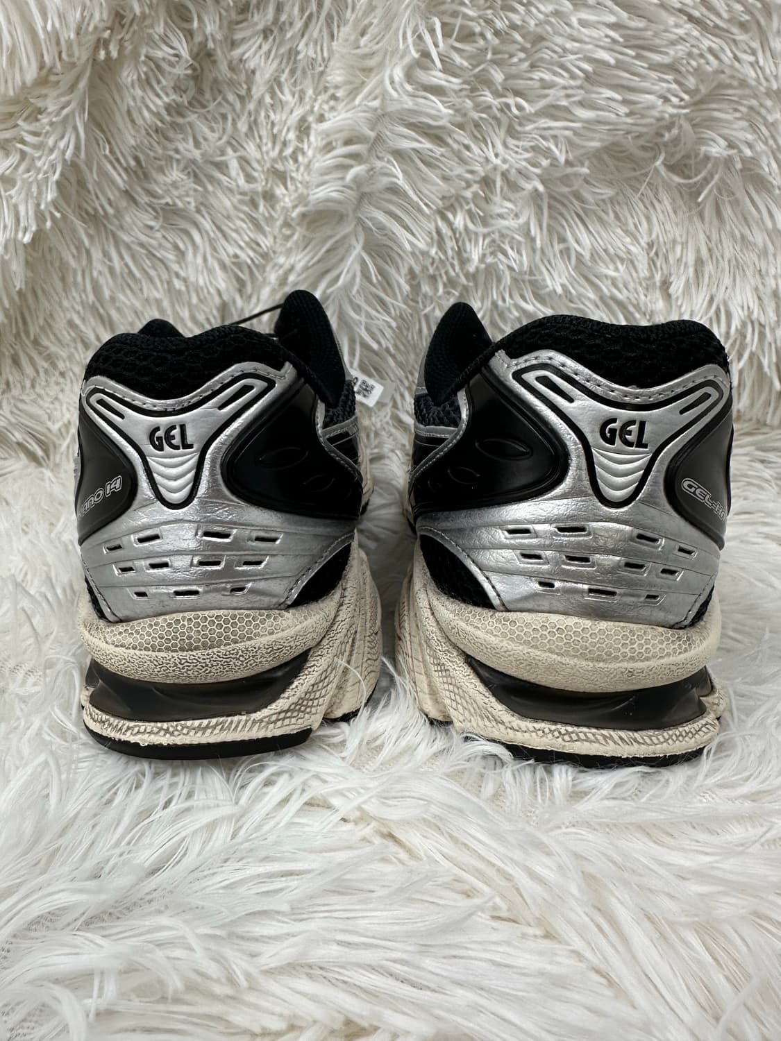 (260)아식스 언리미티드 젤카야노14 캐리어 그레이블랙 상품이미지5