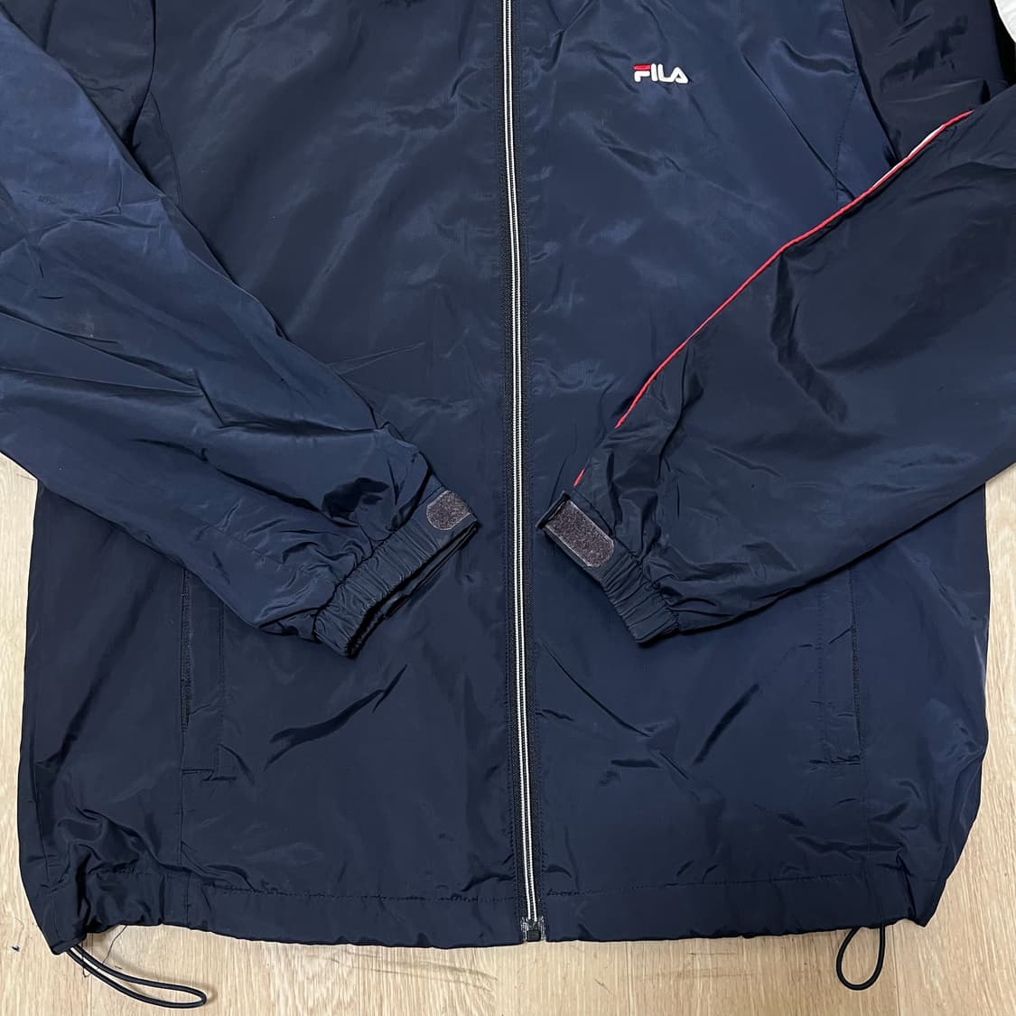 휠라 클래식 로고 바람막이 자켓 L/100  상품이미지4