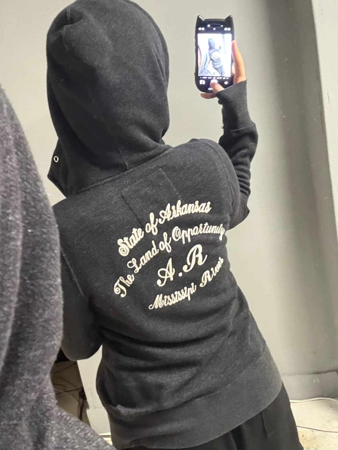 back number back lettering hood zip-up 상품이미지4