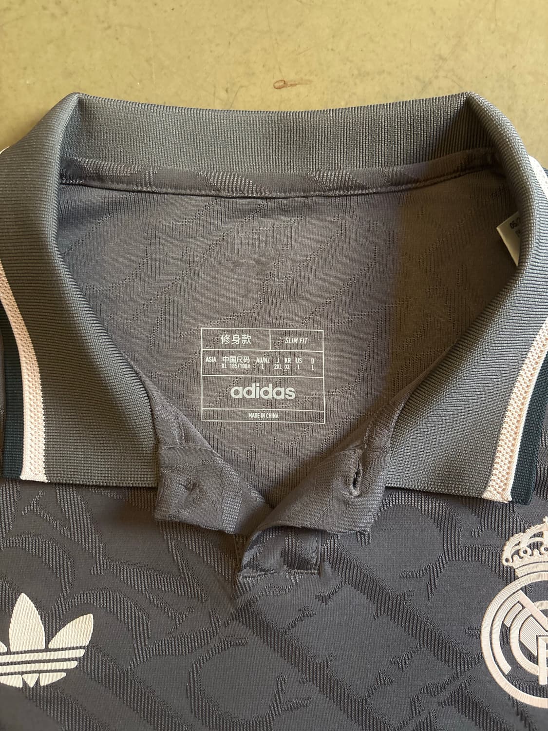 24-25 레알마드리드 써드 유니폼 상품이미지5