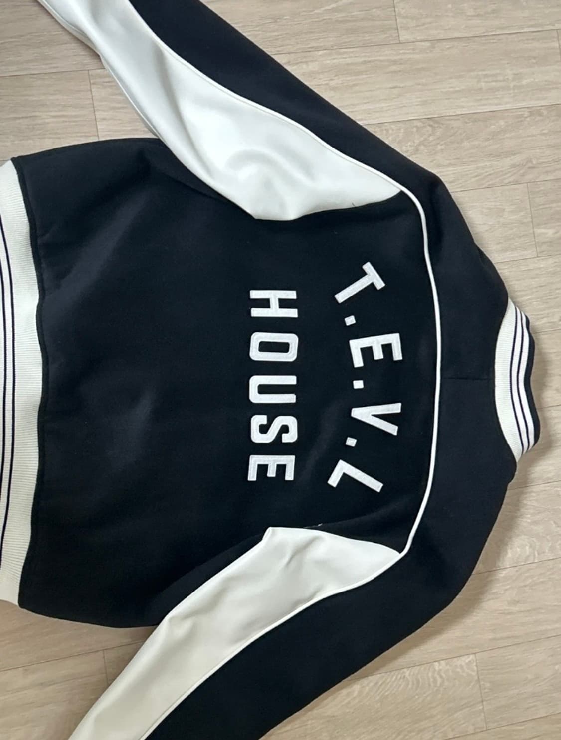 더 바이닐하우스 바시티 자켓 상품이미지2