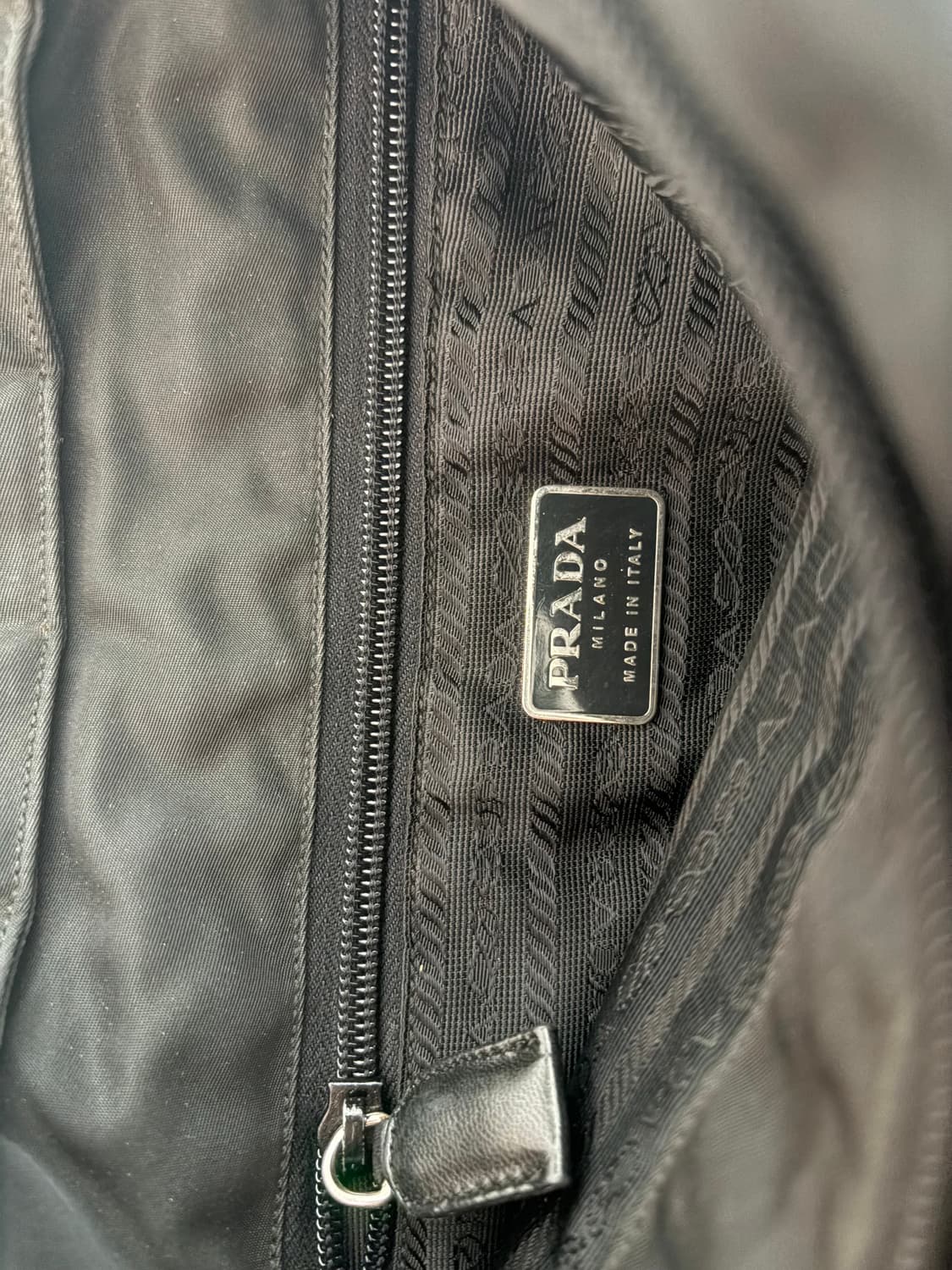 프라다 도트 숄더백 (한국명품감정원 보증서0)  상품이미지3