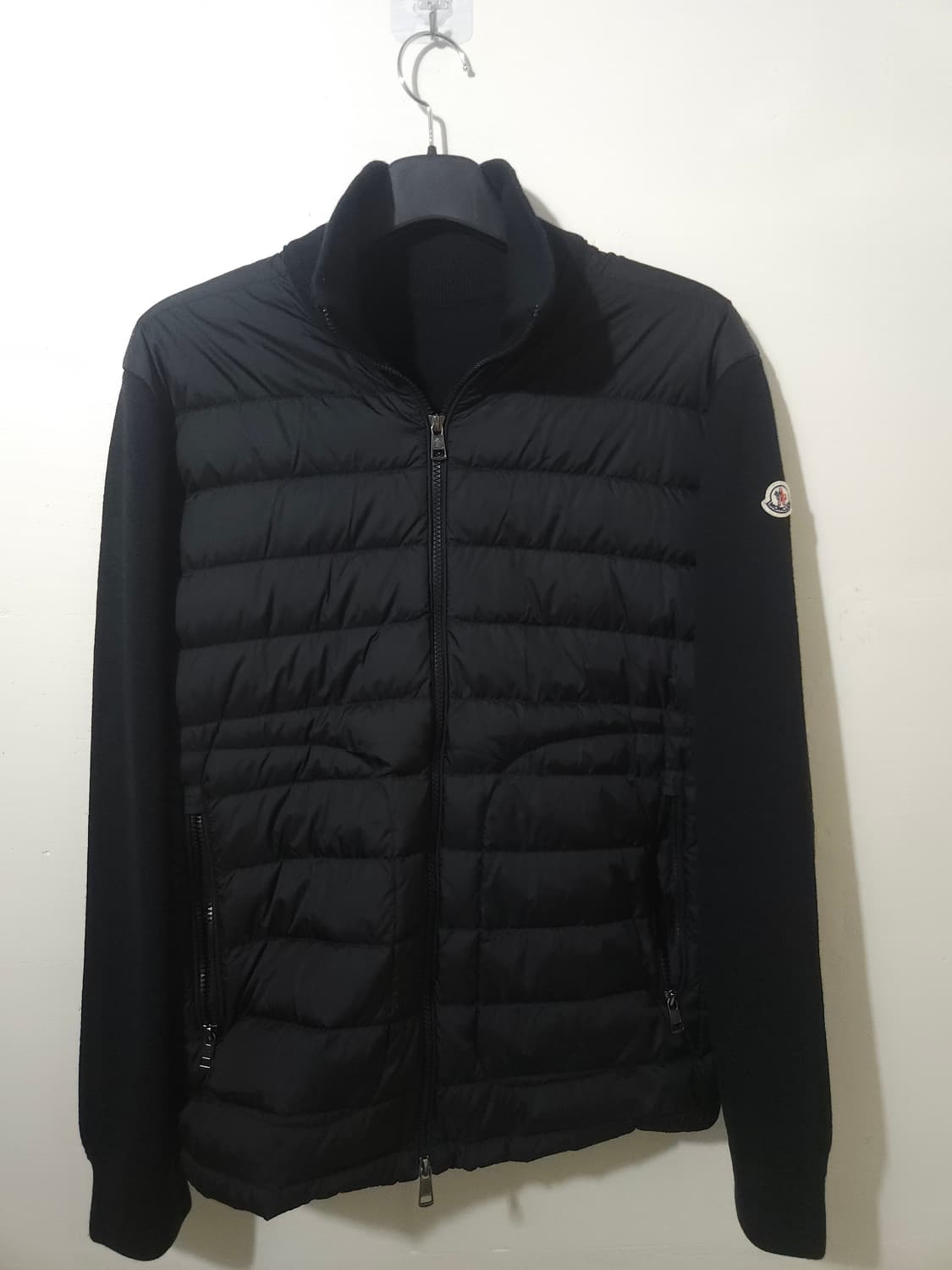 [23Fw, 새상품급] 몽클레어 니트패딩 XL Size 상품이미지1