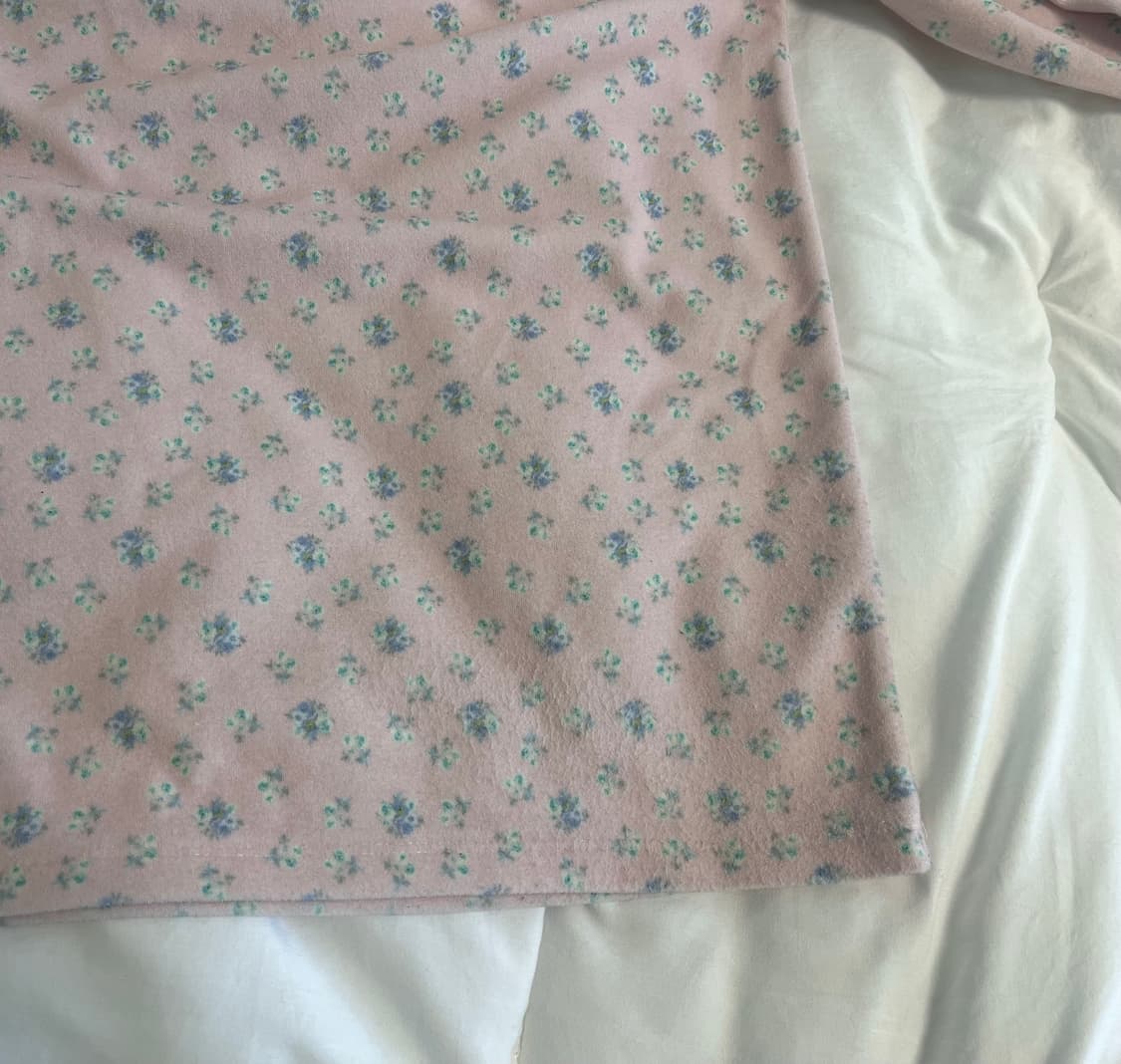 샵페어리 브이넥 플라워 테리 셔츠 v neck flower terry 상품이미지7