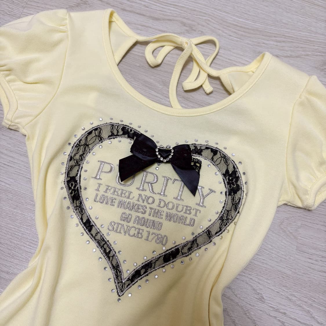 잉그니 옐로우 리본 반팔 상품이미지1