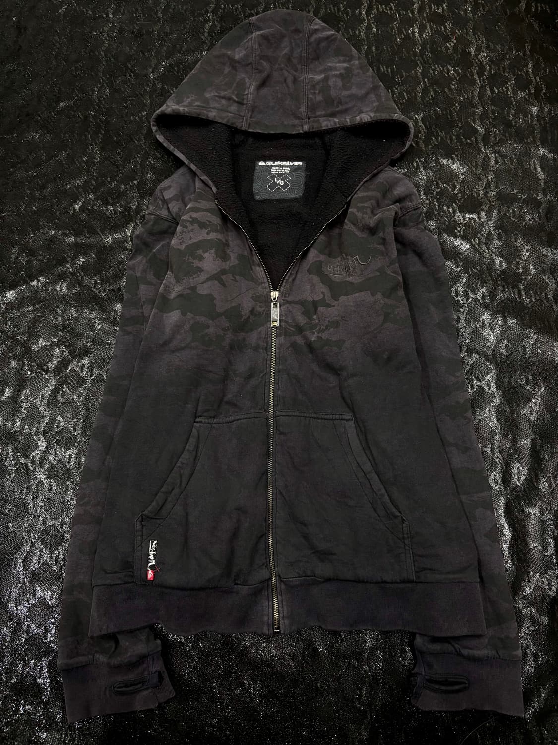 “Vintage” Dark Camo Pattern Hoodie Zip U 상품이미지1