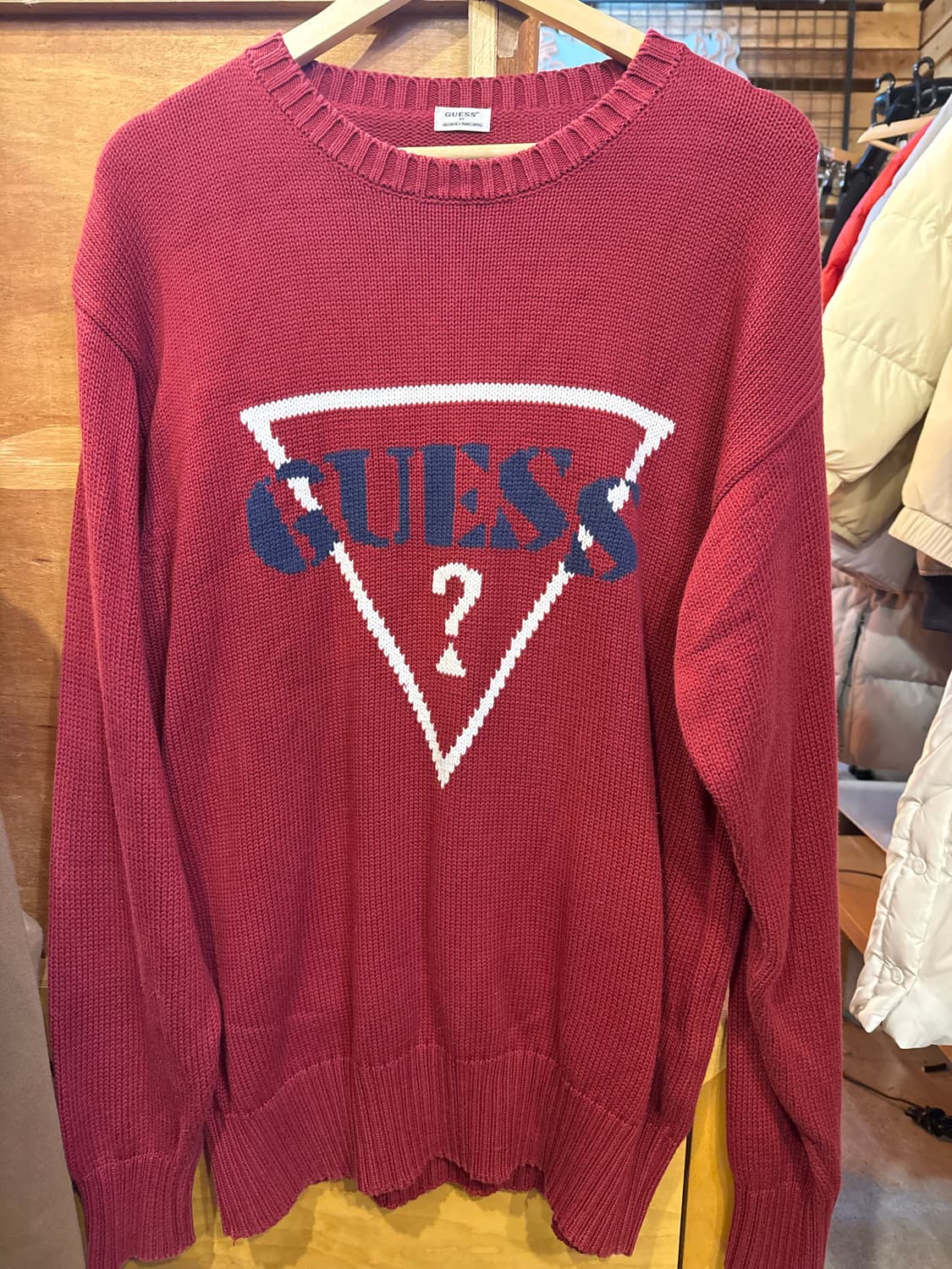 게스 빅로고 레드 니트 상품이미지1